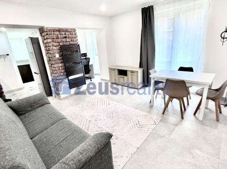 Pronájem bytu, 2+kk, 41 m²