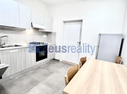 Pronájem bytu, 2+kk, 32 m²