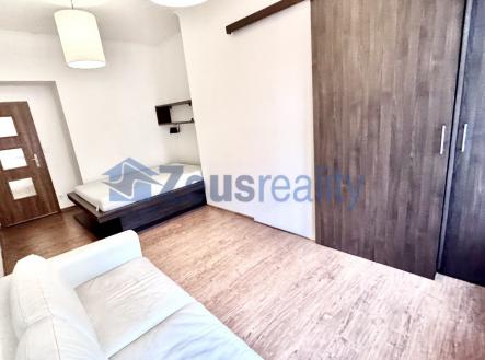 Pronájem bytu, 2+kk, 49 m²