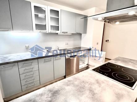 Pronájem bytu, 2+1, 84 m²