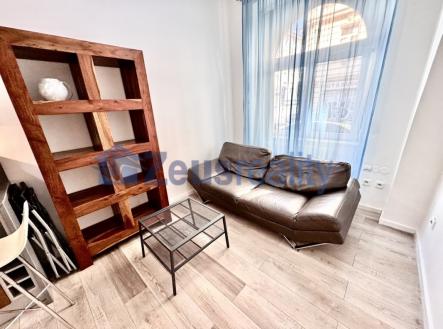 Pronájem bytu, 2+1, 50 m²