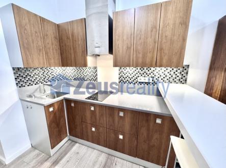 Pronájem bytu, 2+1, 50 m²