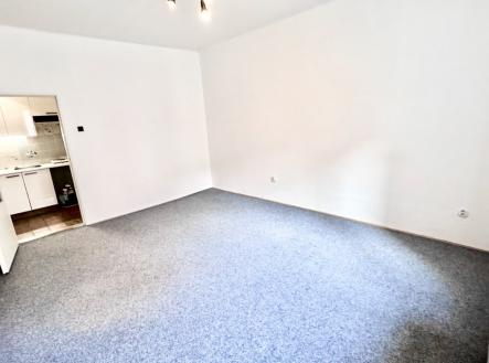 Pronájem bytu, 1+1, 28 m²