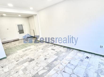 Pronájem obchodní prostor, 75 m²