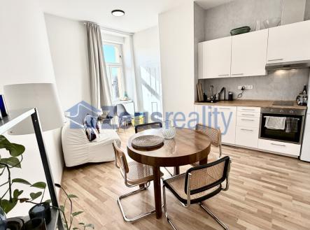 Pronájem bytu, 3+kk, 58 m²