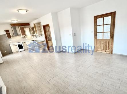 Pronájem bytu, 2+kk, 59 m²