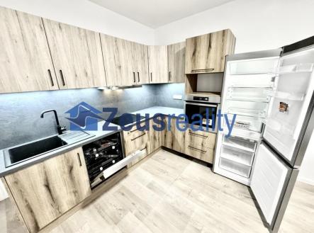 Pronájem bytu, 2+kk, 50 m²