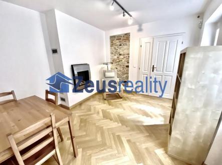 Pronájem bytu, 2+1, 61 m²