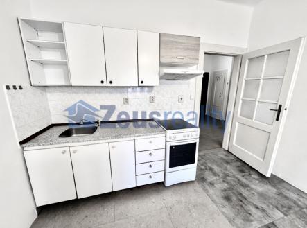 Pronájem bytu, 1+1, 47 m²