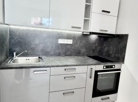 Pronájem bytu, 1+kk, 22 m²