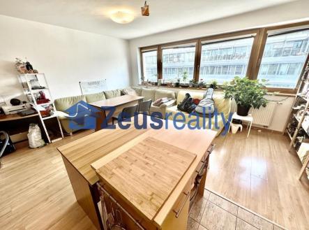 Pronájem bytu, 3+1, 122 m²