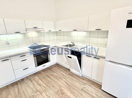 Pronájem bytu, 2+kk, 50 m²
