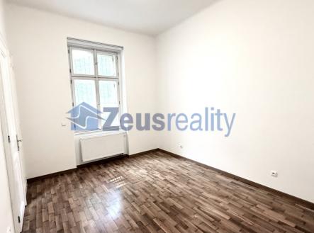 Pronájem kanceláře, 44 m²