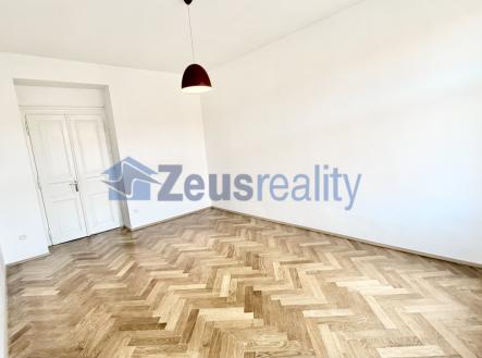 Pronájem bytu, 3+kk, 75 m²