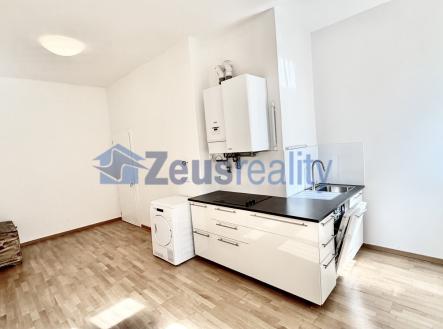 Pronájem bytu, 1+1, 44 m²