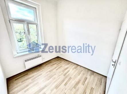 Pronájem bytu, 2+kk, 35 m²