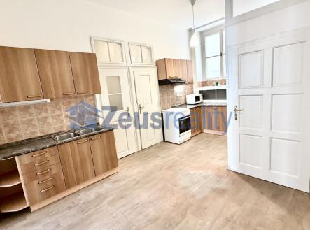 Pronájem bytu, 2+kk, 70 m²
