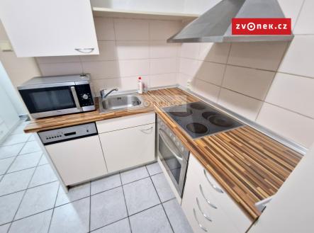 Pronájem bytu, 1+1, 33 m² obrázek