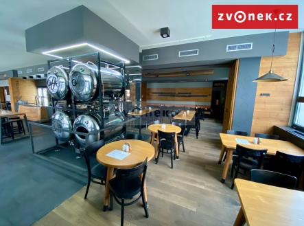 Prodej komerčního objektu, obchodní centrum, 500 m²