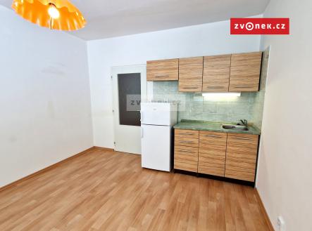 Pronájem bytu, 1+kk, 30 m²