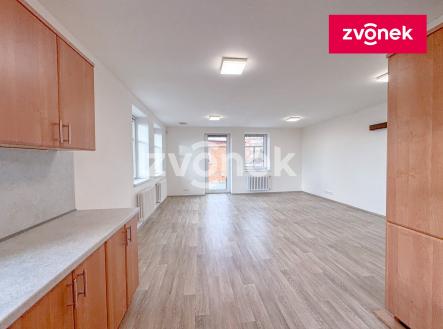 Pronájem bytu, 4+kk, 87 m²