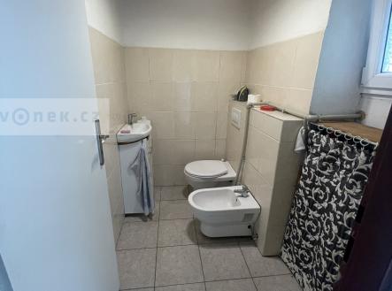 Prodej komerčního objektu, výroba, 380 m²