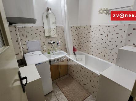 Pronájem bytu, 1+kk, 35 m²