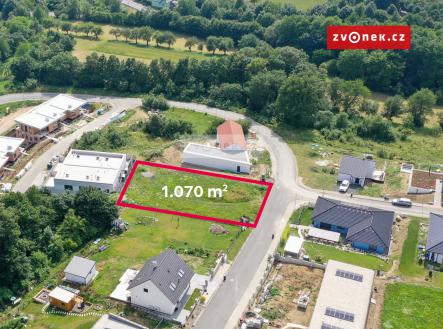 Prodej - pozemek pro bydlení, 1 070 m²