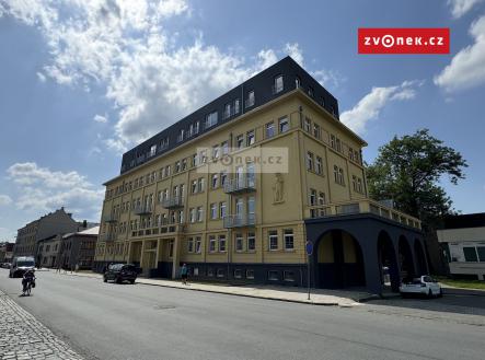 Pronájem bytu, 1+kk, 32 m² obrázek