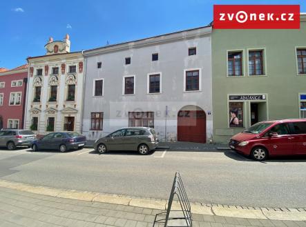 Prodej komerčního objektu, administrativní budova, 400 m²