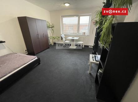 Pronájem bytu, 1+kk, 39 m²