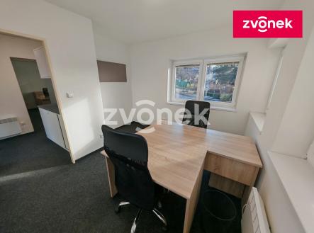 Pronájem kanceláře, 35 m²