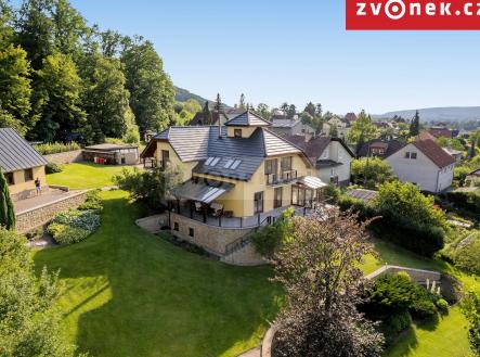 Prodej komerčního objektu, administrativní budova, 550 m²