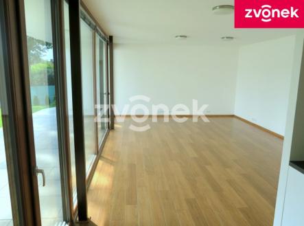Pronájem - dům/vila, 130 m²