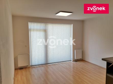 Pronájem bytu, 1+kk, 36 m²