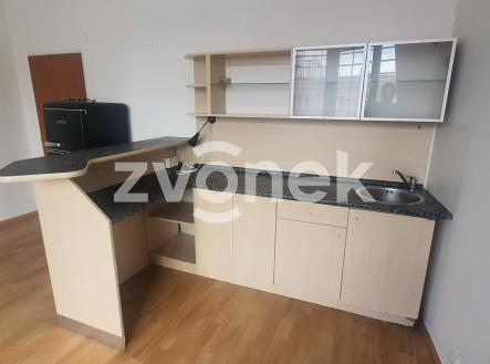 Pronájem bytu, 1+kk, 26 m²