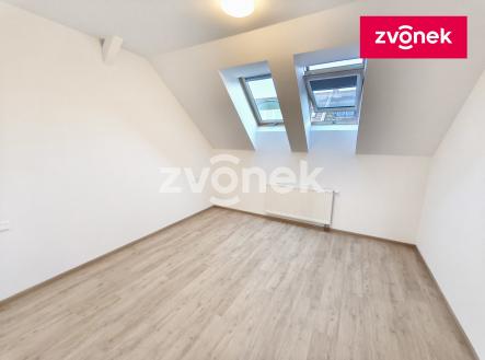 Pronájem bytu, 2+kk, 66 m²