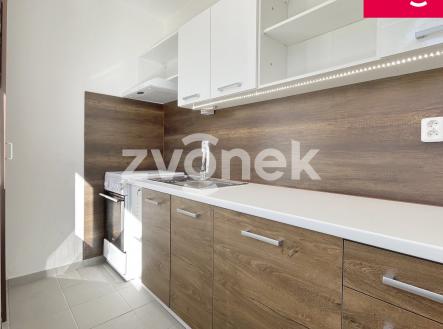 Pronájem bytu, 1+1, 38 m²