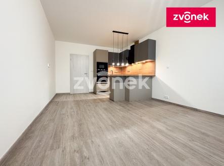 Pronájem bytu, 1+kk, 37 m²