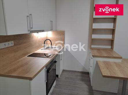 Pronájem bytu, 1+kk, 34 m²