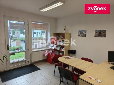 Pronájem komerčního objektu, administrativní budova, 45 m²