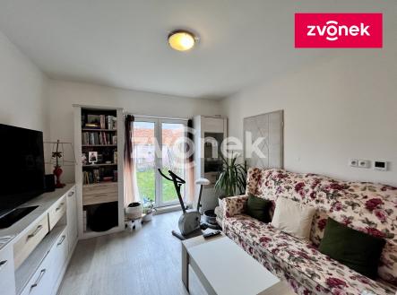 Pronájem bytu, 2+kk, 56 m²