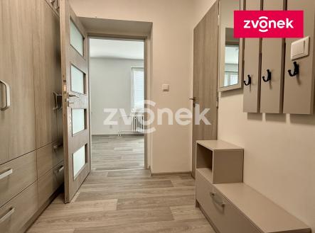 Pronájem bytu, 1+kk, 32 m²