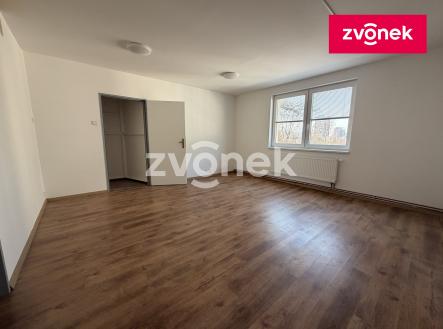 Pronájem kanceláře, 100 m²