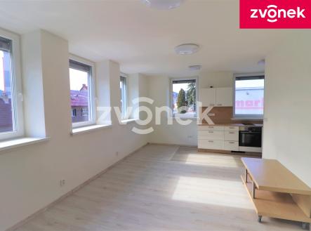 Pronájem bytu, 1+kk, 35 m²