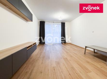 Pronájem bytu, 1+kk, 37 m²