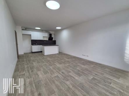 Pronájem bytu, 2+kk, 68 m²