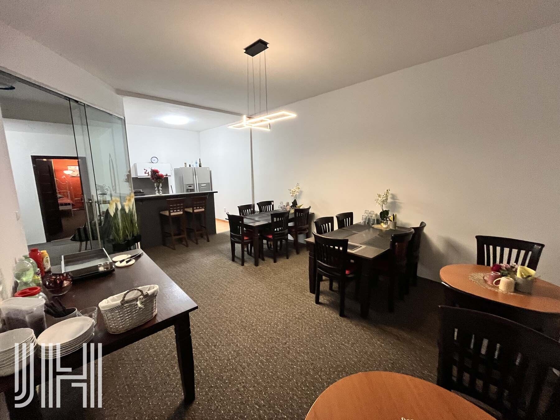 Prodej měšťanského domu s obchodními prostory, penzionem a dvěma byty