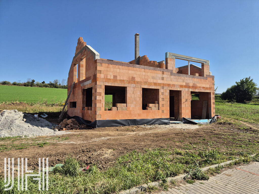 Prodej samostatně stojícího domu v nově vznikající vilkové čtvrti