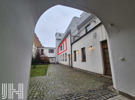 Pronájem kanceláře, 43 m²